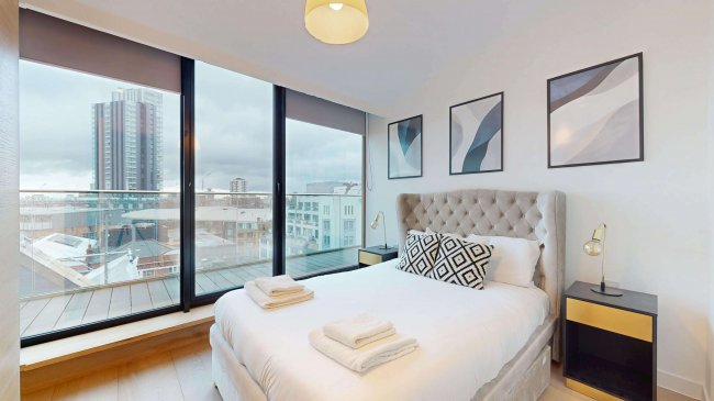 Flat 38, City Approach, 190 City Road, Islington, London, EC1V 2QH 2