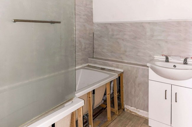 14 Kingmere, South Terrace, Littlehampton, BN17 5LD 7