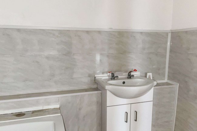 14 Kingmere, South Terrace, Littlehampton, BN17 5LD 7