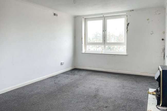 14 Kingmere, South Terrace, Littlehampton, BN17 5LD 7