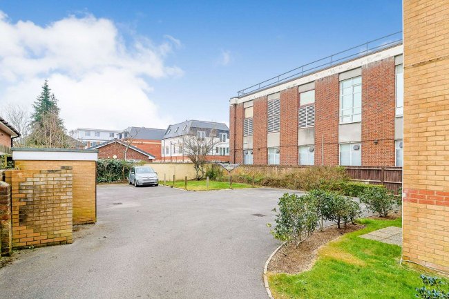 Flat 5, 9 Wycliffe Road, Bournemouth, Dorset, BH9 1JP 3