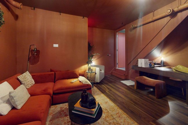 300 Fulham Road, Chelsea, London SW10 9EP 7