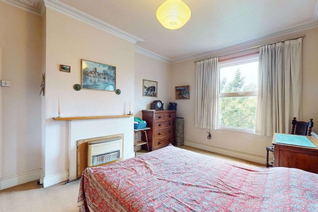 6 College Road, Isleworth, TW7 6DH 10