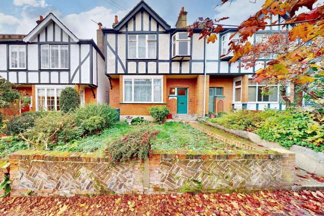 6 College Road, Isleworth, TW7 6DH 10