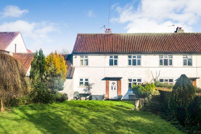 7 Church Lane, Stoughton, Leicester, LE2 2FJ 9