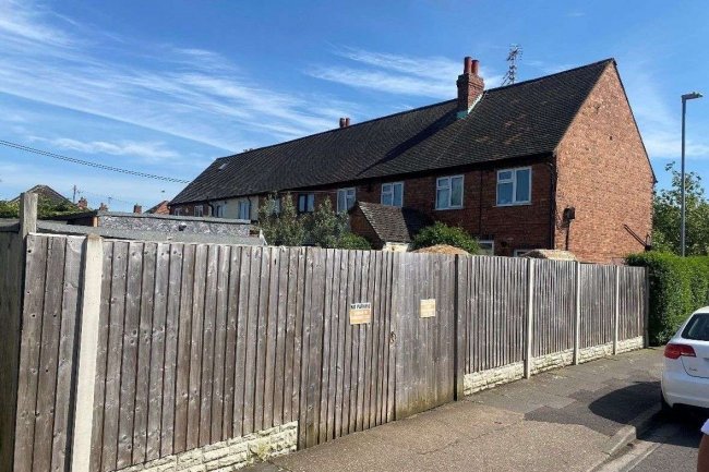 348 Queens Road West, Beeston, Nottingham, NG9 1GS 4