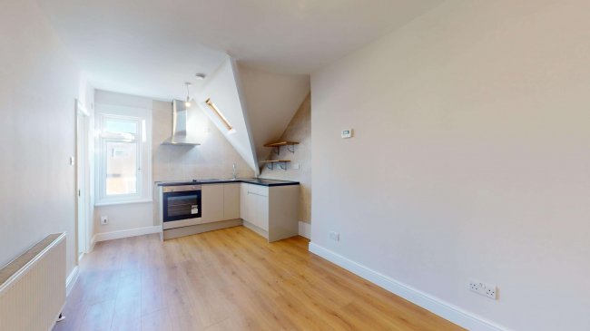 306 Sandycombe Road, Richmond, TW9 3NG 10