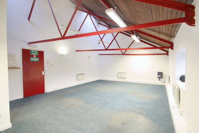 Unit 11 Power House, Higham Mead, Chesham, HP5 2AH 8