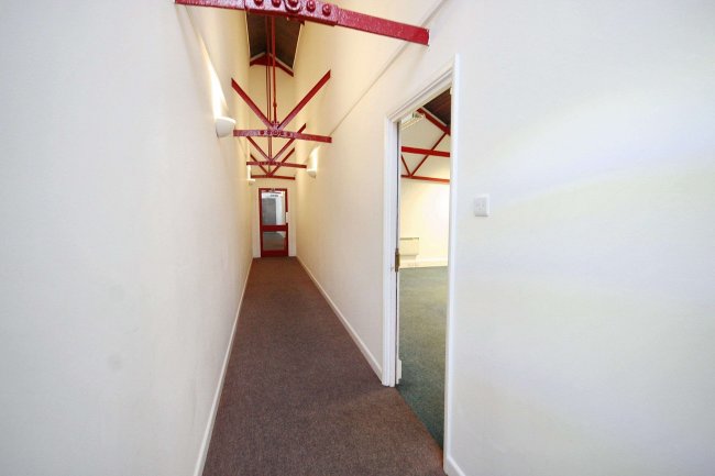 Unit 11 Power House, Higham Mead, Chesham, HP5 2AH 8