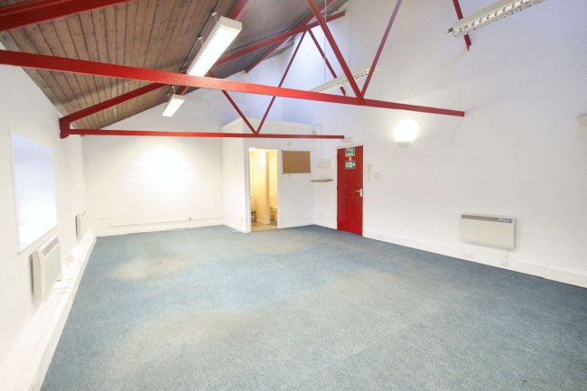 Unit 11 Power House, Higham Mead, Chesham, HP5 2AH 8