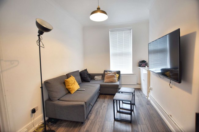 Flat 1, 22 Marischal Road, Lewisham, London, SE13 5LG 1