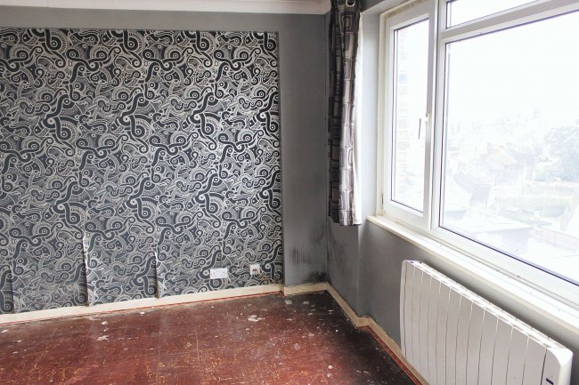 Sixth Floor Flat, 21 Stockwell Court, Gower Road, Haywards Heath RH16 4QP 5