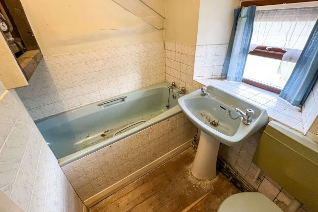 3 Newgate Street, Penmachno, Betws-y-Coed LL24 0UT 10