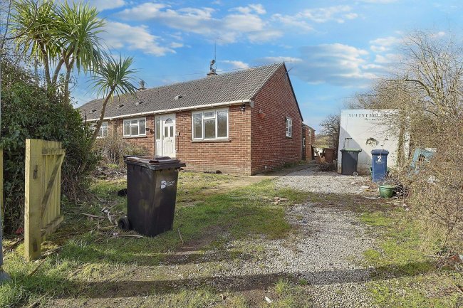 2 Stroud Common, Silton, Gillingham, Dorset, SP8 5PW 9