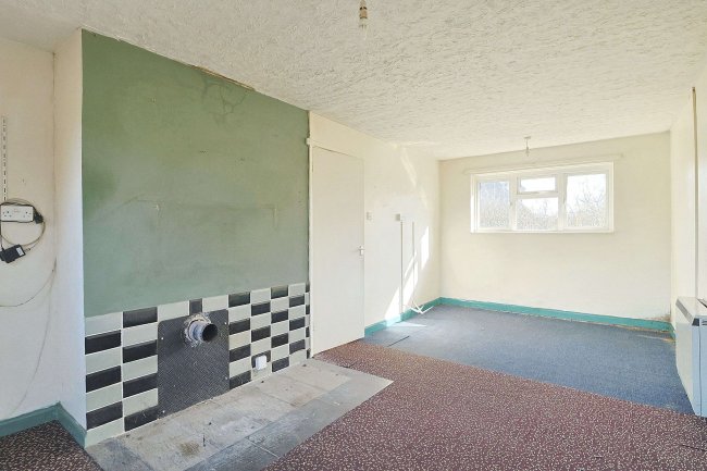 2 Stroud Common, Silton, Gillingham, Dorset, SP8 5PW 9