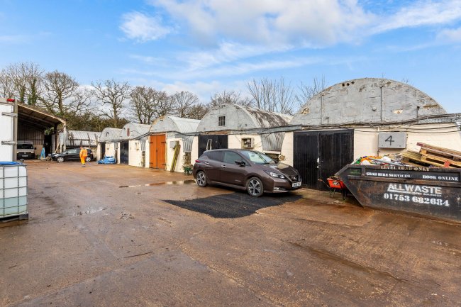 Clockhouse Mushrooms, Clockhouse Lane East, Egham, Surrey, TW20 8PF 5