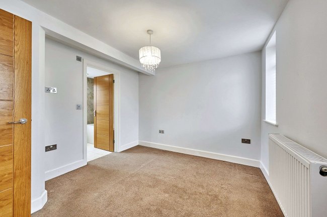 2 Woodfield Mews, Woodfield Terrace, Stanstead, Essex, CM24 8SW 9