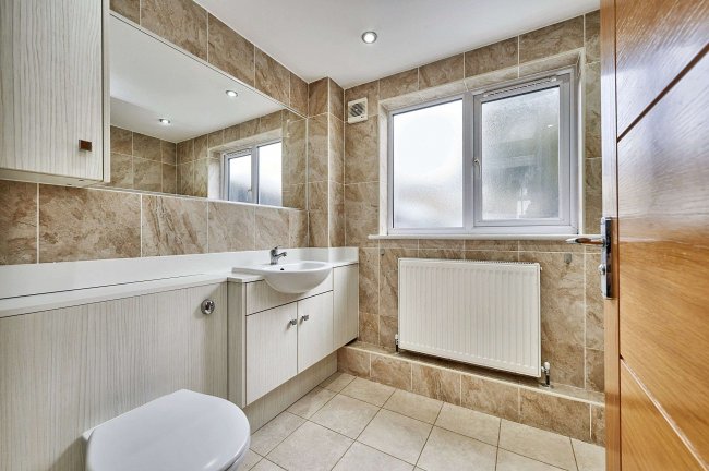 2 Woodfield Mews, Woodfield Terrace, Stanstead, Essex, CM24 8SW 9