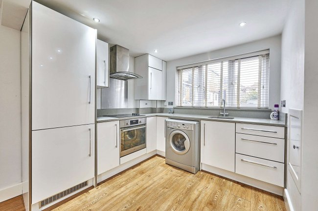 2 Woodfield Mews, Woodfield Terrace, Stanstead, Essex, CM24 8SW 9