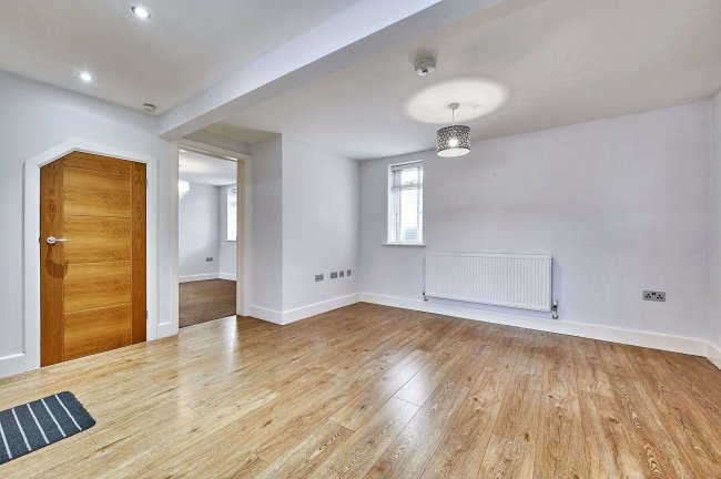 2 Woodfield Mews, Woodfield Terrace, Stanstead, Essex, CM24 8SW 9