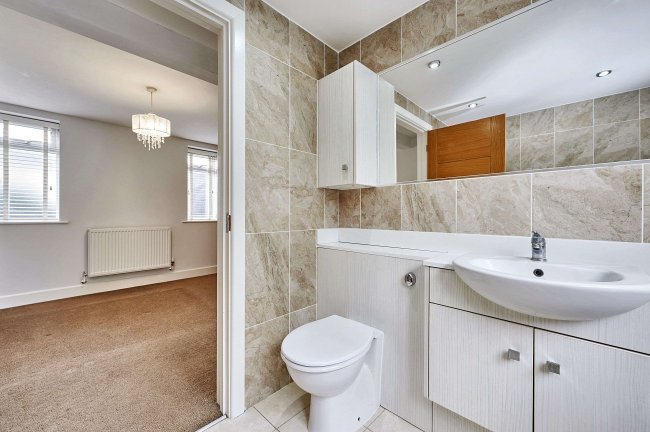 2 Woodfield Mews, Woodfield Terrace, Stanstead, Essex, CM24 8SW 9