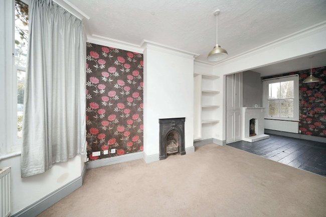 128 Tarring Road, Worthing, West Sussex, BN11 4HA 9