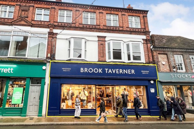 19–21 Bell Street, Henley on Thames, Oxfordshire, RG9 2BA 2