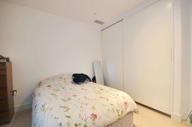 Flat 25 Trinity Square, 23-59 Staines Road, Hounslow, TW3 3FY 10