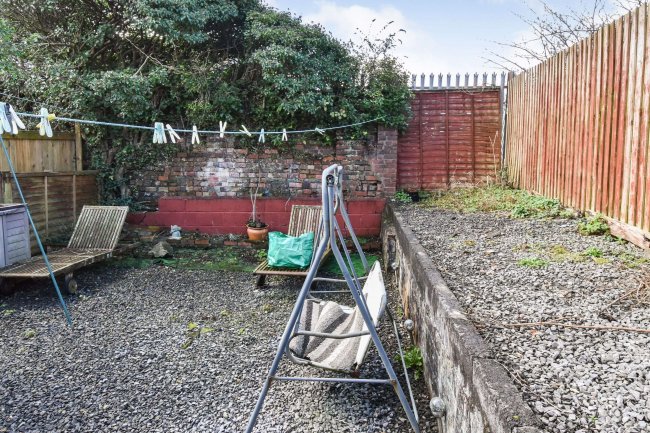 24 Alice Street, Neath, SA11 1BN 2