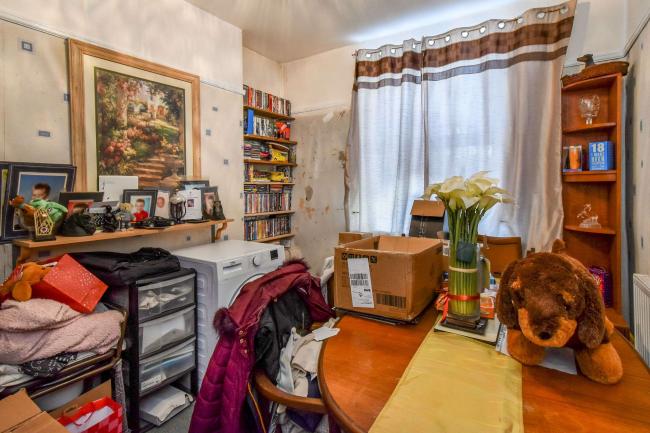 24 Alice Street, Neath, SA11 1BN 2