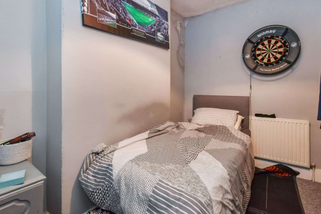 24 Alice Street, Neath, SA11 1BN 2