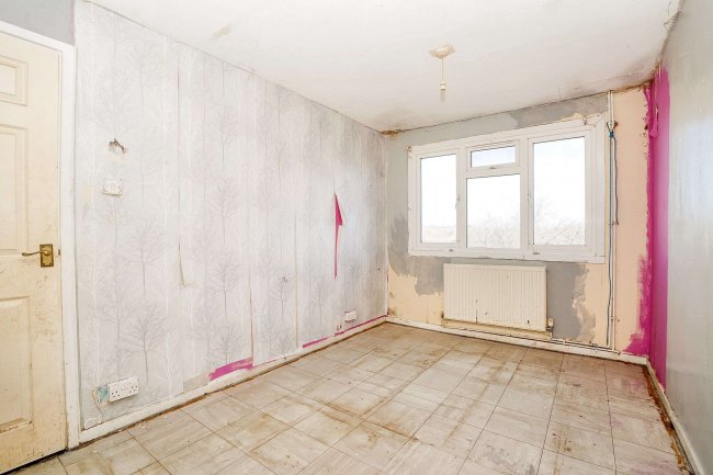 26 Hill Ground, Frome, Somerset, BA11 3AN 10