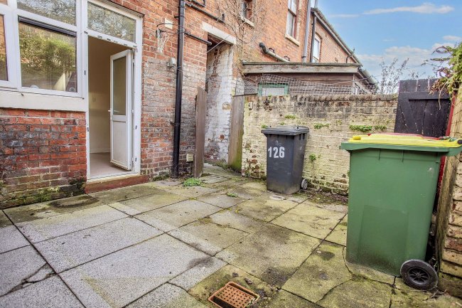 126 Wellington Street, Preston, Lancashire, PR1 8TR 2