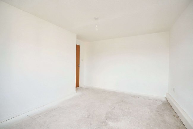 4 Francis Street, Nottingham, Nottinghamshire, NG7 4GB 8