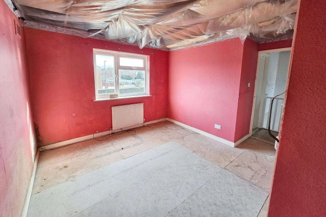 2 Chatham Avenue, Alfreton, Derbyshire, DE55 7LG 10