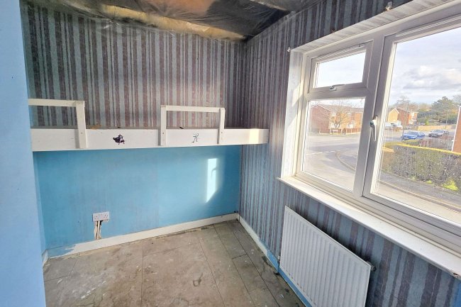 2 Chatham Avenue, Alfreton, Derbyshire, DE55 7LG 10