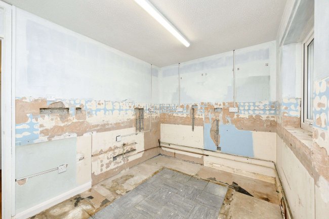 42 The Crescent, St Ives, Cambridgeshire, PE27 6TA 3