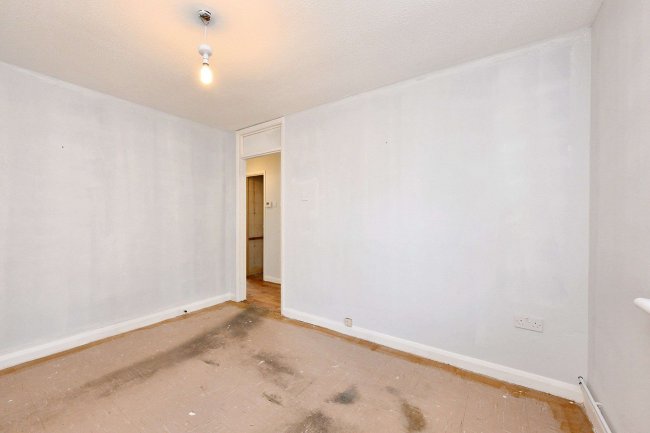 42 The Crescent, St Ives, Cambridgeshire, PE27 6TA 3