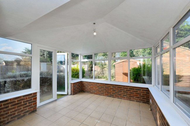 42 The Crescent, St Ives, Cambridgeshire, PE27 6TA 3