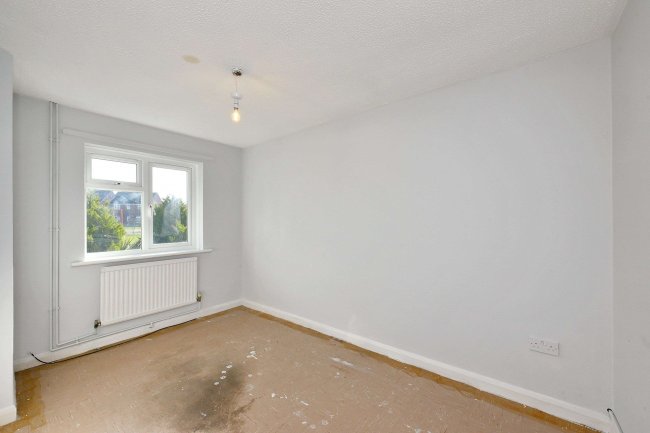 42 The Crescent, St Ives, Cambridgeshire, PE27 6TA 3