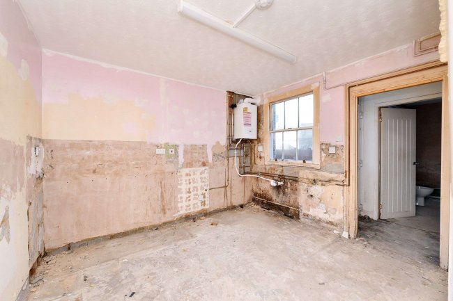 257 Great North Road, East Socon, St Neots, Cambridgeshire, PE19 8BN 1