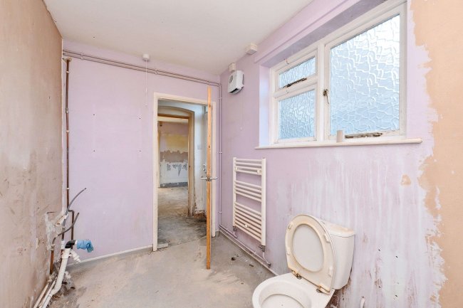 257 Great North Road, East Socon, St Neots, Cambridgeshire, PE19 8BN 1