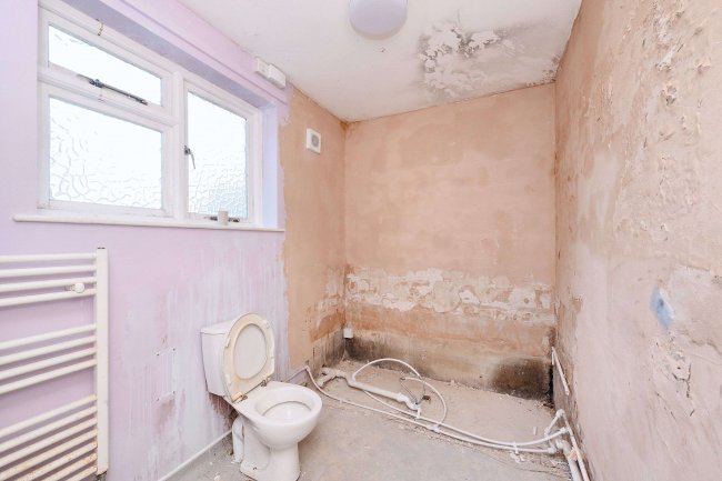 257 Great North Road, East Socon, St Neots, Cambridgeshire, PE19 8BN 1