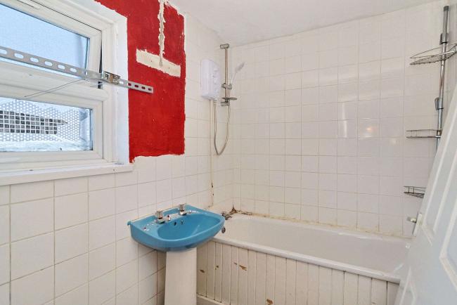 231 Aldermoor Road, Aldermoor, Southampton, SO16 5NS 2