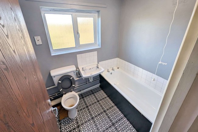 41 Park Lane, Godmanchester, Huntingdon PE29 2AG 8