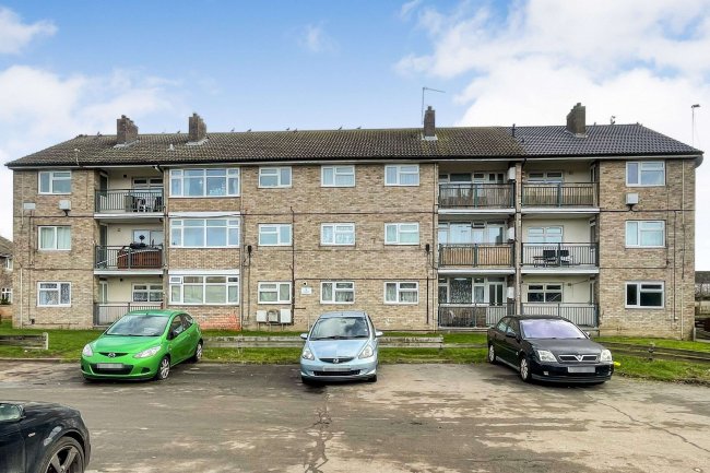 7 Hawthorne House, Saunders Close, Huntingdon, Cambridgeshire, PE29 7AJ 9