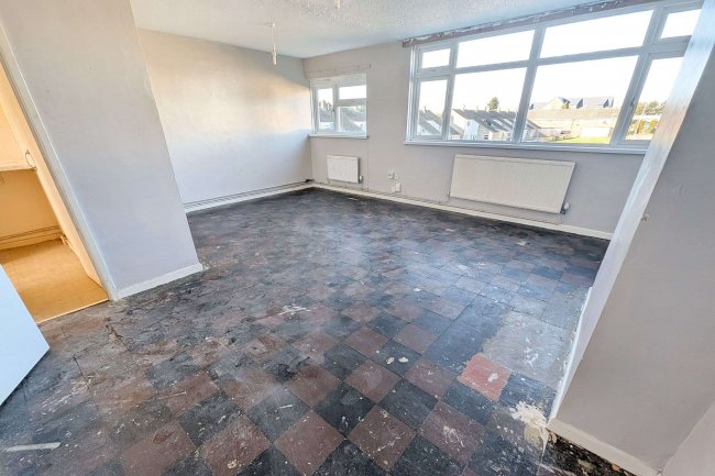 7 Hawthorne House, Saunders Close, Huntingdon, Cambridgeshire, PE29 7AJ 9