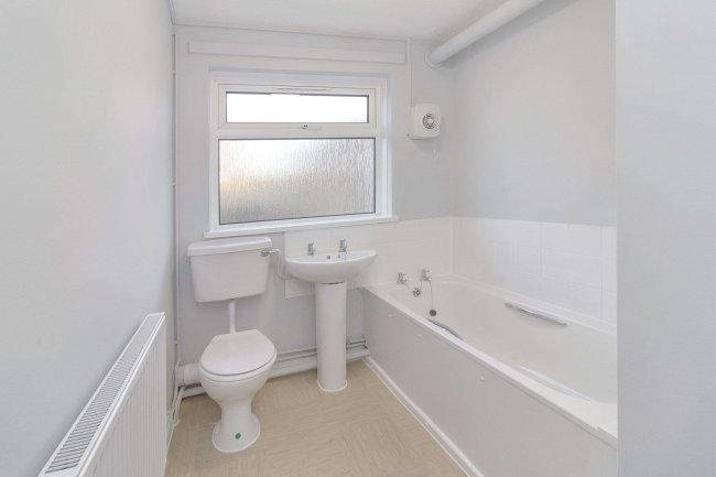 6 Marshalls Way, Farcet, Peterborough, PE7 3BT 7