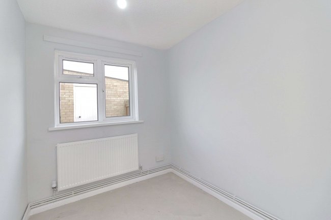 6 Marshalls Way, Farcet, Peterborough, PE7 3BT 7