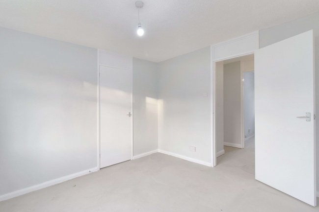 6 Marshalls Way, Farcet, Peterborough, PE7 3BT 7